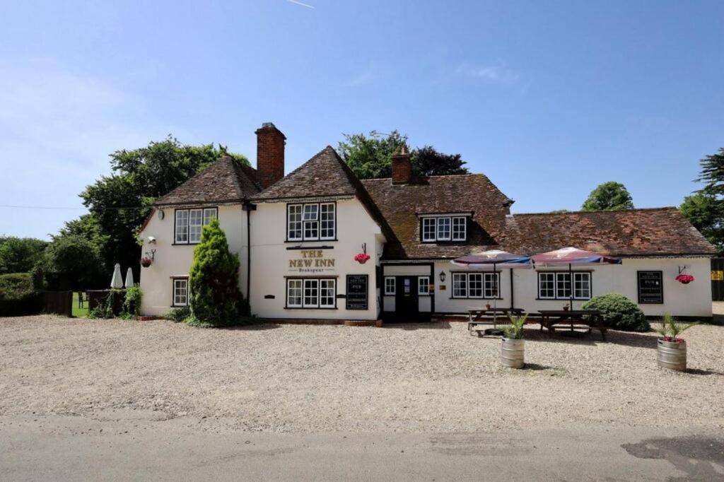 The New Inn Reading Bagian luar foto